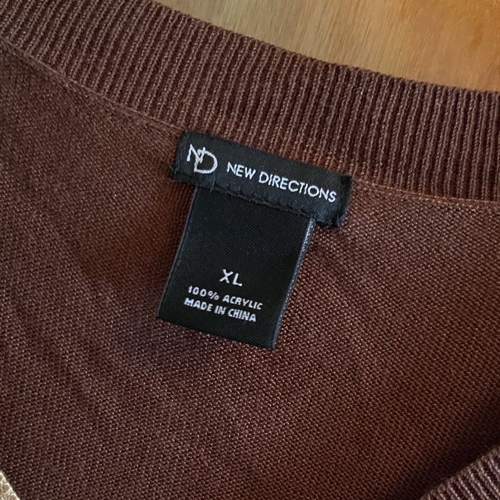 Color Block Sweater - Picture 2 of 5